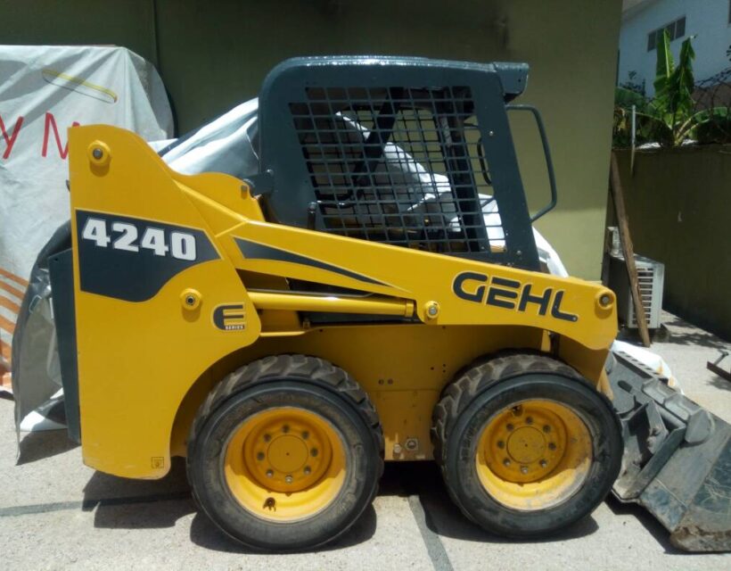 BOB CART (SKID STEER LOADER) BOB CART (SKID STEER LOADER)