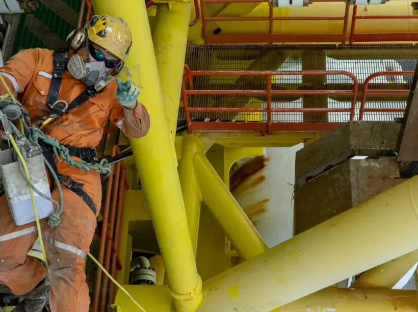 Respirators FOR OffshorE OPERATIONS Respirators FOR OffshorE OPERATIONS